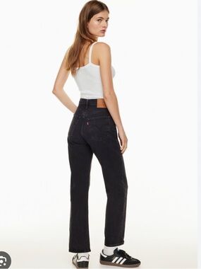 Levis ribcage straight sz 26 black